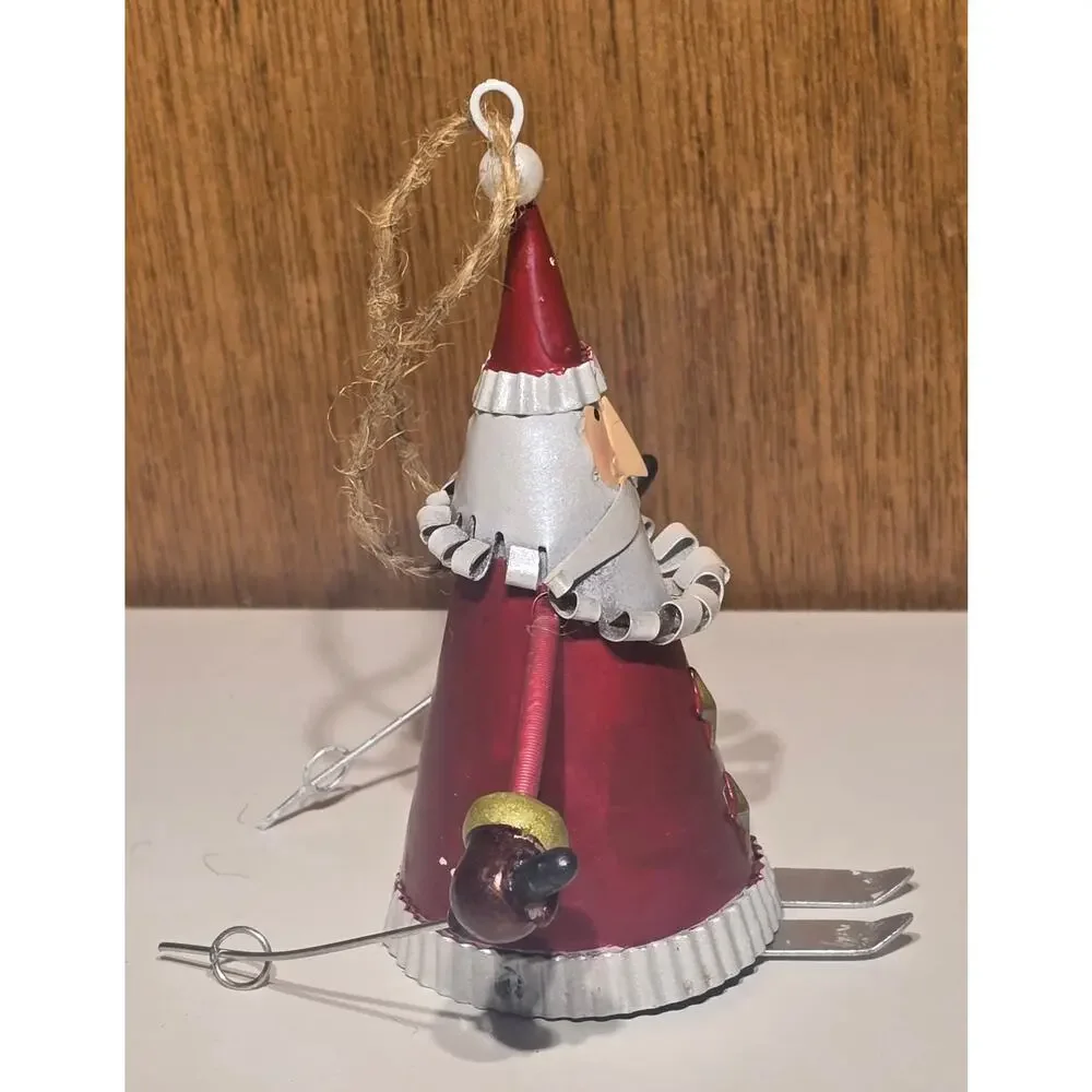 Unknown metal santa